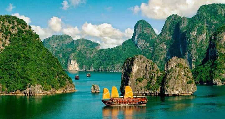 Tranh phong cảnh danh thắng nổi tiếng của Việt Nam tại AmiA